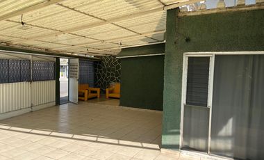 SE VENDE CASA CON JARDIN EN BOSQUES DEL VALLE, COACALCO ESTADO DE MEXICO.