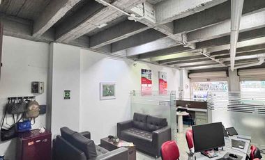 LOCAL EN ARRIENDO SOBRE LA CARRERA 33