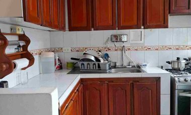 Se vende casa unifamiliar de 2 pisos