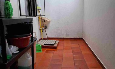 Se vende casa unifamiliar de 2 pisos