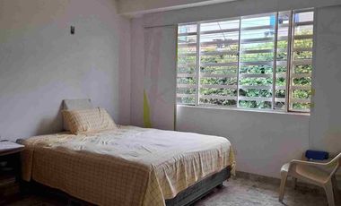 Se vende casa unifamiliar de 2 pisos