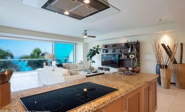 Elegante departamento en venta Frente al Mar en Planta Baja en Peninsula Vallarta – 3 Recámaras, Vistas Panorámicas