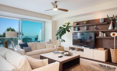 Elegante departamento en venta Frente al Mar en Planta Baja en Peninsula Vallarta – 3 Recámaras, Vistas Panorámicas