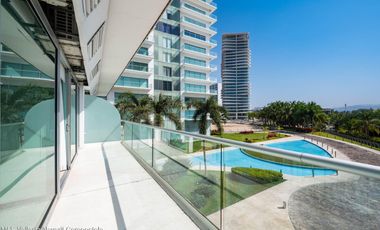 Elegante departamento en venta Frente al Mar en Planta Baja en Peninsula Vallarta – 3 Recámaras, Vistas Panorámicas