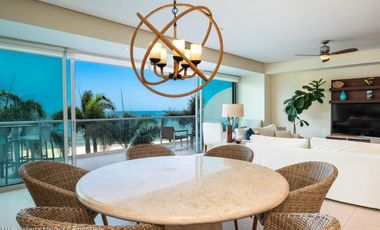 Elegante departamento en venta Frente al Mar en Planta Baja en Peninsula Vallarta – 3 Recámaras, Vistas Panorámicas