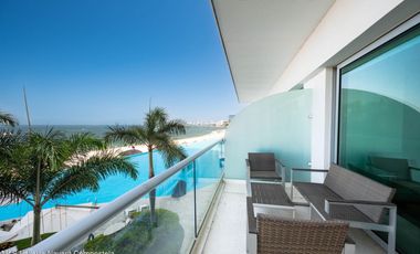 Elegante departamento en venta Frente al Mar en Planta Baja en Peninsula Vallarta – 3 Recámaras, Vistas Panorámicas