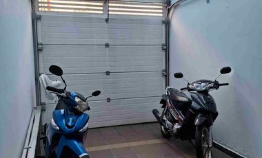 Se vende casa unifamiliar de 2 pisos