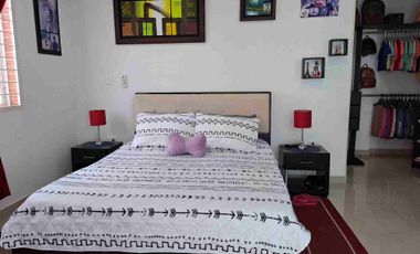 Se vende casa unifamiliar de 2 pisos