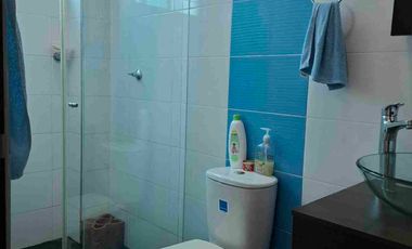 Se vende casa unifamiliar de 2 pisos