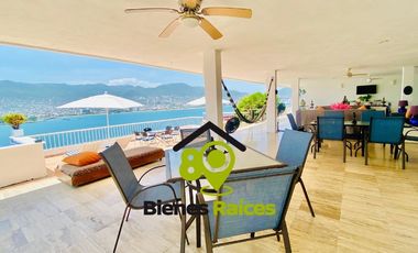 Casa En Venta en Acapulco Con Vista al Mar desde Cada Espacio