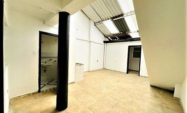 ARRIENDO CASA COMERCIAL EN GALERIAS 193 M2 - ALFONSO LOPEZ