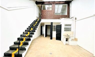 ARRIENDO CASA COMERCIAL EN GALERIAS 193 M2 - ALFONSO LOPEZ