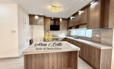 CASA EN ALQUILER URB
PRIVADA CELESIA SECTOR
INGRESO A MACHALA 3
HABITACIONES