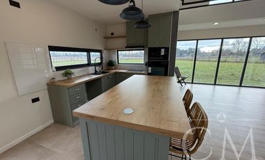 HERMOSA CASA EN PARCELACIÓN CONSOLIDADA EN OSORNO
