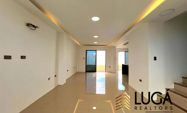 Casa nueva por estrenar con amplio patio en venta sector Los Gavilanes, Manta, Ecuador