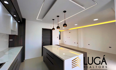 Casa nueva por estrenar con amplio patio en venta sector Los Gavilanes, Manta, Ecuador