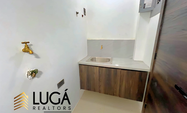 Casa nueva por estrenar con amplio patio en venta sector Los Gavilanes, Manta, Ecuador