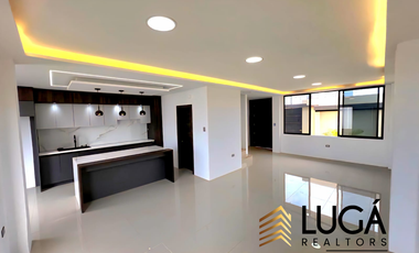Casa nueva por estrenar con amplio patio en venta sector Los Gavilanes, Manta, Ecuador