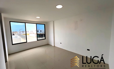 Casa nueva por estrenar con amplio patio en venta sector Los Gavilanes, Manta, Ecuador