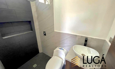 Casa nueva por estrenar con amplio patio en venta sector Los Gavilanes, Manta, Ecuador