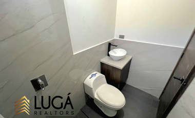 Casa nueva por estrenar con amplio patio en venta sector Los Gavilanes, Manta, Ecuador