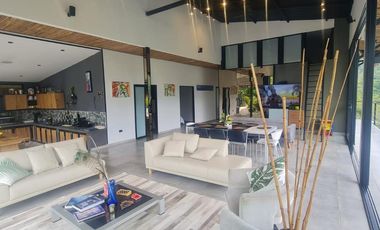 Venta de Finca en Villeta, Cundinamara, MANI