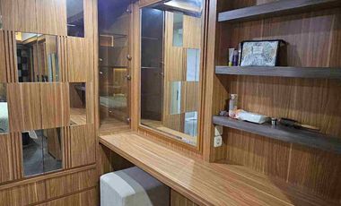 Apartemen full furnished 2 unit jadi 1 Louis Kienne Simpang Lima