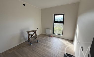 CASA EN PARCELACIÓN CONSOLIDADA EN OSORNO