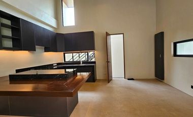 MODERN AND SPACIOUS BUNGALOW HOUSE AND LOT IN BF HOMES PARAÑAQUE CITY