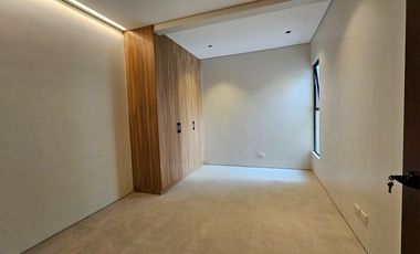 MODERN AND SPACIOUS BUNGALOW HOUSE AND LOT IN BF HOMES PARAÑAQUE CITY