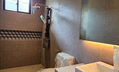 MODERN AND SPACIOUS BUNGALOW HOUSE AND LOT IN BF HOMES PARAÑAQUE CITY