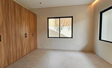 MODERN AND SPACIOUS BUNGALOW HOUSE AND LOT IN BF HOMES PARAÑAQUE CITY