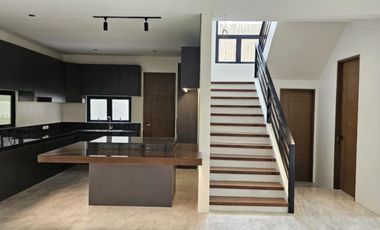 GATED AND NICE LOCATION SINGLE DETACHED IN BF HOMES, PARAÑAQUE CITY