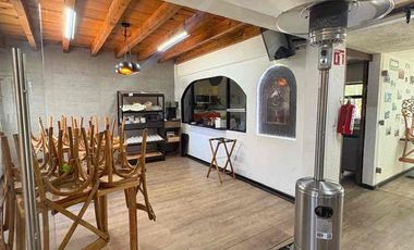 HERMOSA PROPIEDAD EN METEPEC, RODEADA DE 1650 MTS DE JARDÍN. EXCELENTE UBICACIÓN, AVENIDA EN CRECIMIENTO.