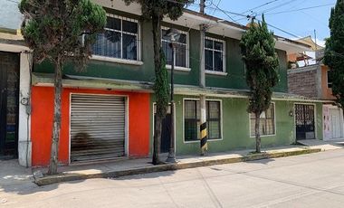 BONITA CASA EN EL CENTRO DEL PUEBLO DE MELCHOR OCAMPO