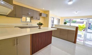 SPACIOUS BUNGALOW HOUSE AND LOT IN BF HOMES PARANAQUE CITY