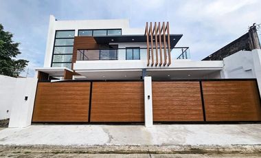 MODERN ELEGANT SINGLE DETACHED HOUSE AND LOT IN BF HOMES PARNAQUE CITY