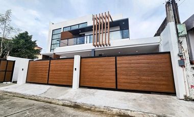 MODERN ELEGANT SINGLE DETACHED HOUSE AND LOT IN BF HOMES PARNAQUE CITY