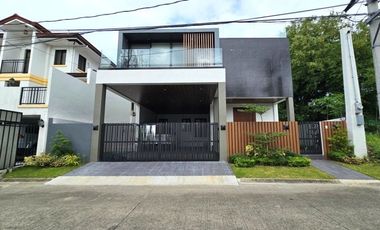 SPACIOUS WITH  5 BEDROOMS SINGLE DETACHED HOUSE AND LOT IN BF HOMES PARAÑAQUE CITY