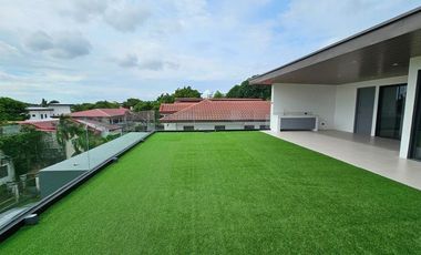 SPACIOUS WITH  5 BEDROOMS SINGLE DETACHED HOUSE AND LOT IN BF HOMES PARAÑAQUE CITY