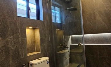 BRAND NEW MODERN SEMI- FURNISHED SINGLE DETACHED HOUSE AND LOT IN BF HOMES PARAÑAQUE CITY