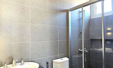 SPACIOUS MODERN SINGLE DETACHED HOUSE AND LOT IN BF HOMES PARAÑAQUE