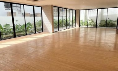 7 BEDROOM FOR SALE IN AYALA ALABANG VILLAGE