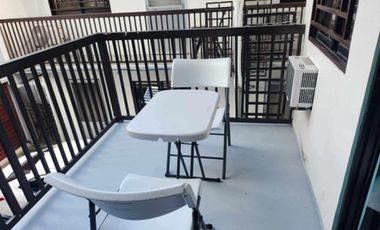 2 Bedrooms Apartment near SM Clark and Walking St