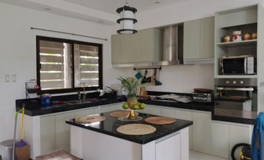 House with POOL in Tagaytay Country Homes 1 for SALE for 17M! RENT for 60k per month