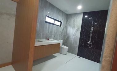 House with POOL in Buenavista Hills 1 Tagaytay for SALE for 25M! for RENT 70k per month