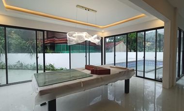 House with POOL in Buenavista Hills 1 Tagaytay for SALE for 25M! for RENT 70k per month