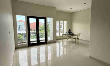 JUAL RUMAH (GN) di CITRALAND TAMAN INTERNASIONAL VILLAGE SURABAYA