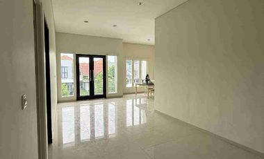 JUAL RUMAH (GN) di CITRALAND TAMAN INTERNASIONAL VILLAGE SURABAYA