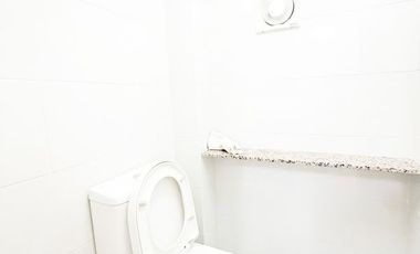 209 sqm Ground floor Commercial Warehouse Office Space for Rent Lease Makati Don Chino Pasong Tamo Professional Private near Salcedo Village, Poblacio